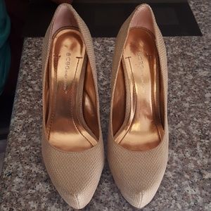 👠💖 BCBG Pumps💖 👠